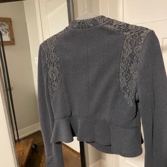 Jacket - Picture 3 of 3